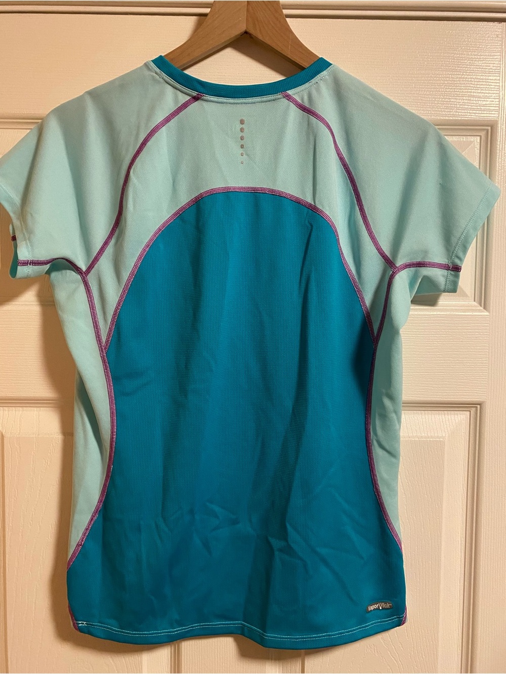 The NorthFace vaporwick performance tee shirt medium